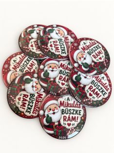 A Mikulás büszke rám kitűző 